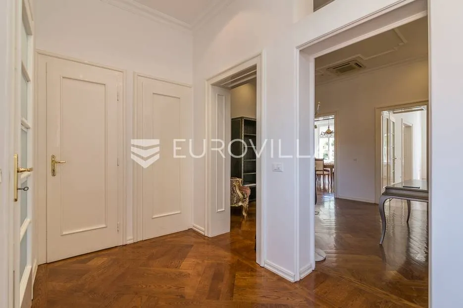 zagreb, centar, zrinjevac luksuzno uređen, reprezentativan četverosoban stan, 160 m² - slika 11