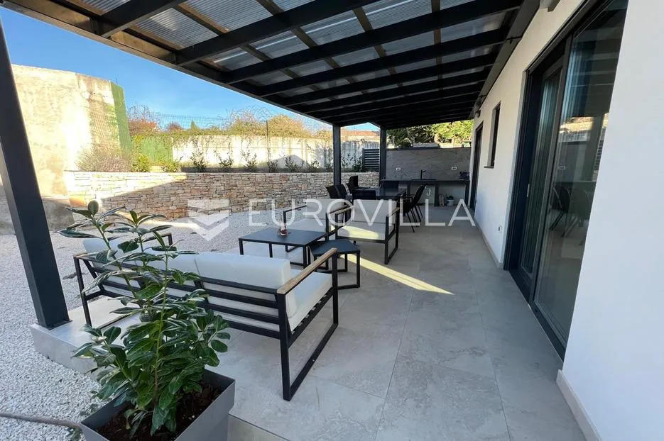 istra, smoljanci, moderna novoizgrađena vila 200m2 s bazenom i pogledom na more - slika 14