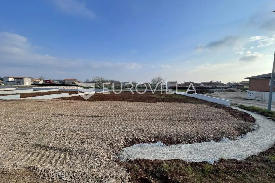 istra, kaštelir, građevinsko zemljište 809m2 s projektom i pravomoćnom građevinskom dozvolom - slika 14