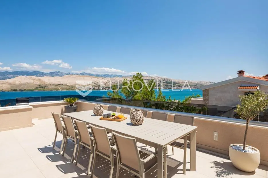 pag prekrasna villa sa pogledom na more 350 m² na 200 metara od mora - slika 55