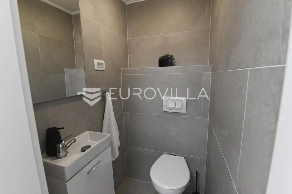 karlobag, cesarca prekrasna vila s bazenom uz more 240 m² - slika 14