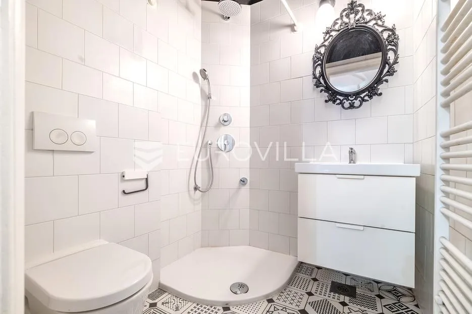 zagreb, centar, prekrasan građanski stan 136 m² - slika 2
