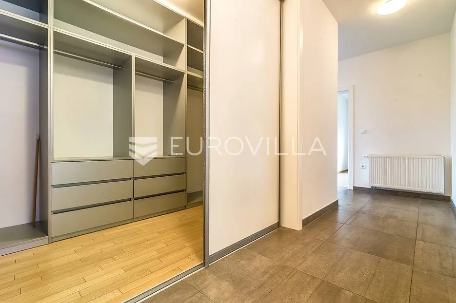 zagreb, šestine novoizgrađena obiteljska vila 400 m² za najam - slika 12