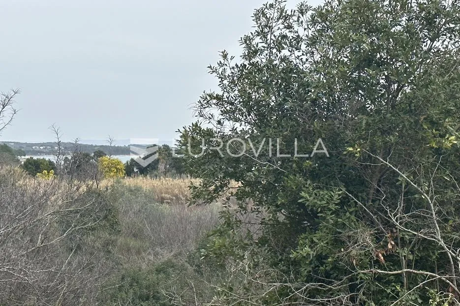 istra, premantura, građevinsko zemljište t2 zona 3020 m2 - 400 m od mora - slika 2