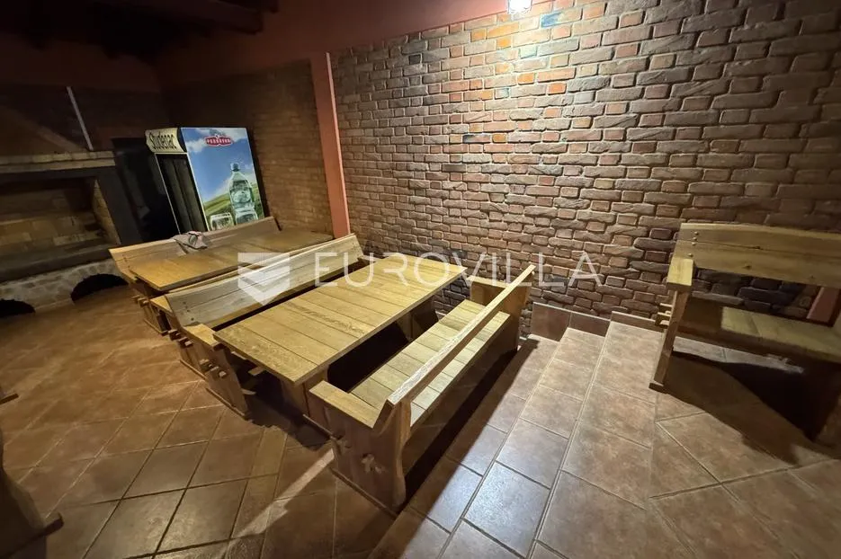 đakovo, centar, luksuzna kuća 470 m2 na izuzetnoj lokaciji - slika 54
