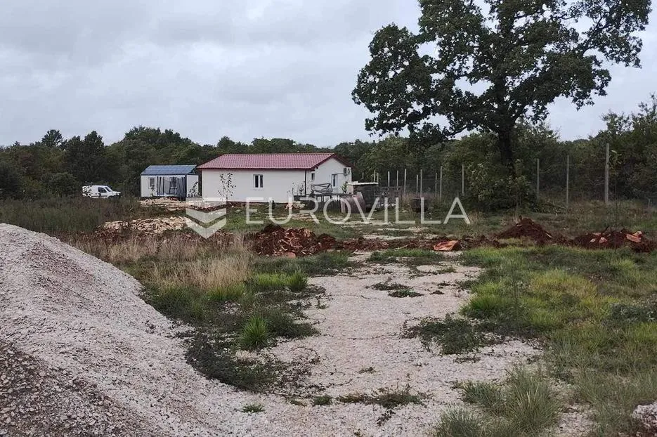 istra, kranjčići, građevinsko zemljište 10353m2 s projektom za gospodarsku građevinu - slika 3