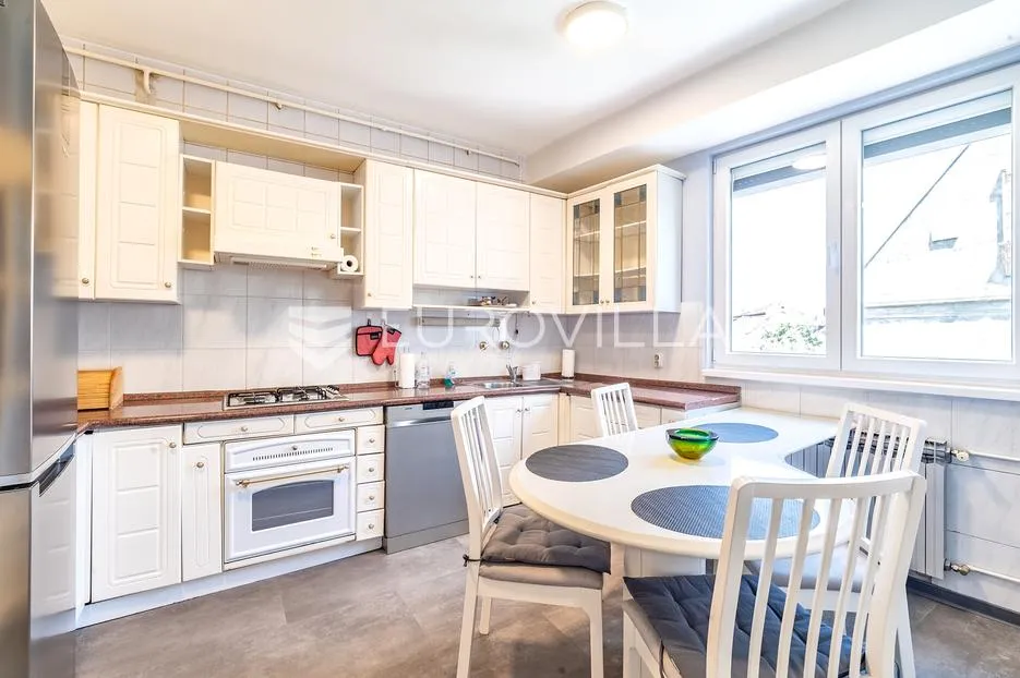 zagreb, tkalčićeva, unikatan stan 130 m², pješačka zona - slika 4