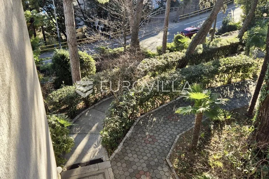opatija, centar, prekrasna etaža kuće 141 m² u vili iz talijanskog doba - slika 22