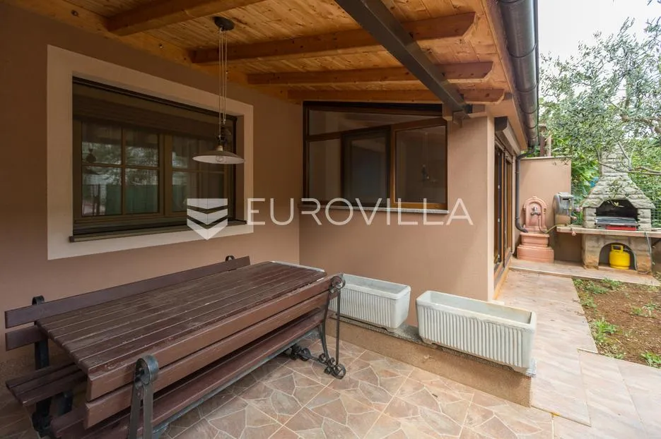 istra, pula prilika za investiciju, apartmanska kuća podijeljena na 3 stambene jedinice - slika 49