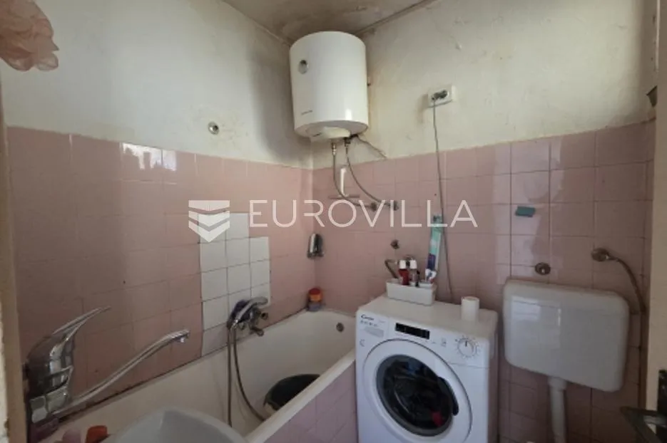 rijeka, zamet, uređen trosobni stan s pogledom na more - slika 7