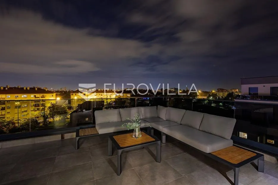 zagreb, ekskluzivan i luksuzan penthouse s velikom terasom i garažom nkp 250 m2 - slika 15