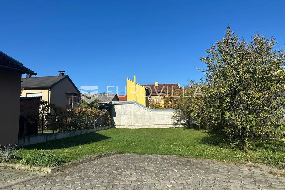 Požega, građevinsko zemljište idealno za dom