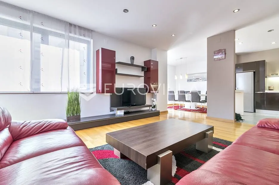 zagreb, srebrnjak, prekrasan trosoban stan s dva garažna mjesta, 102 m² - slika 2
