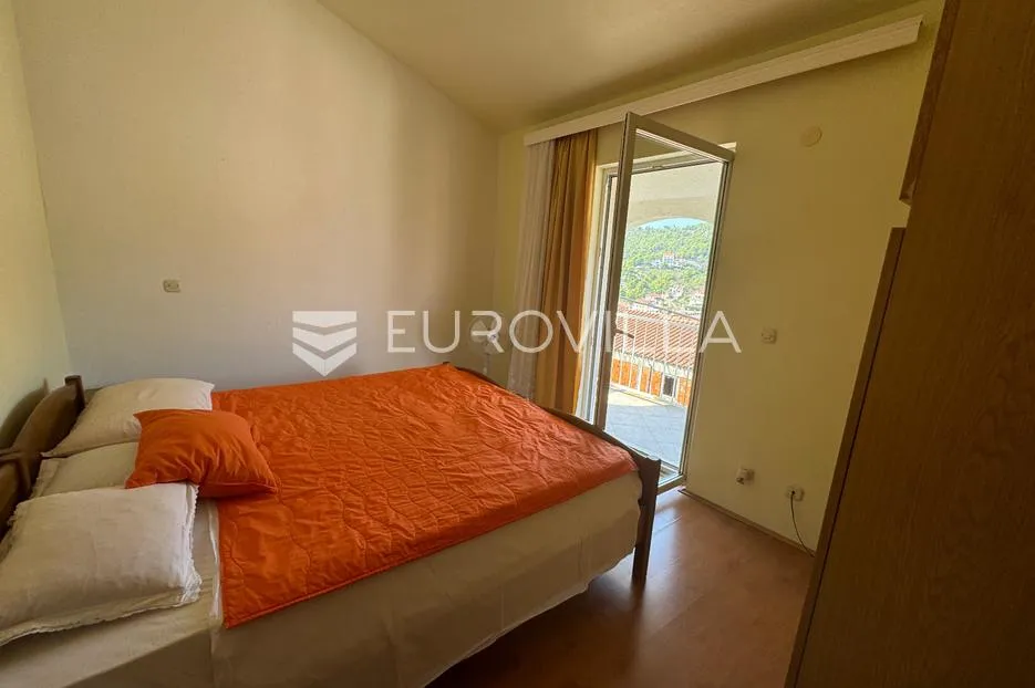 šolta, stomorska, samostojeća kuća s pogledom na more - slika 11