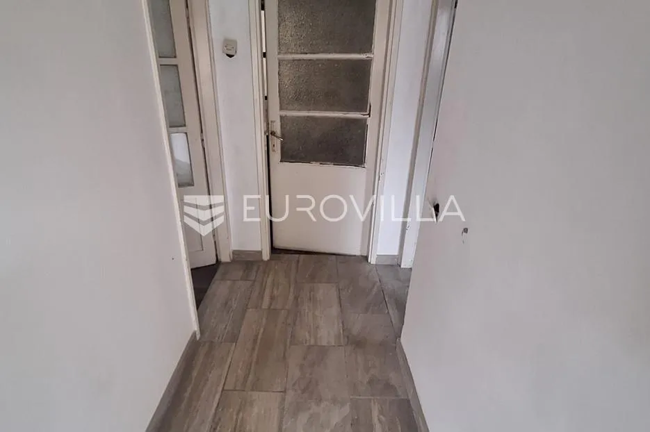 duga resa, gornje mrzlo polje mrežničko, kuća 250 m², 150 m do mrežnice - slika 6