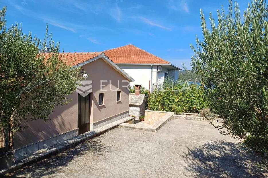 šolta, nečujam, samostojeća kuća s prekrasnim pogledom na more - slika 8