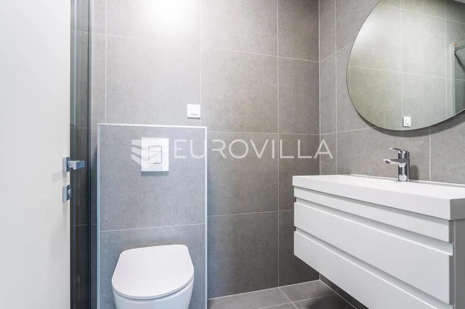 vodice, novogradnja, prostran stan u centru mjesta, 119,95 m² - slika 10