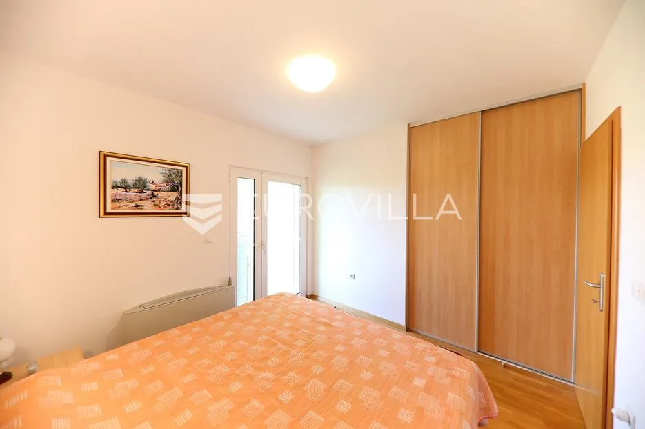 zadar, rovanjska, lijepa kuća s okućnicom i pogledom na more - slika 48