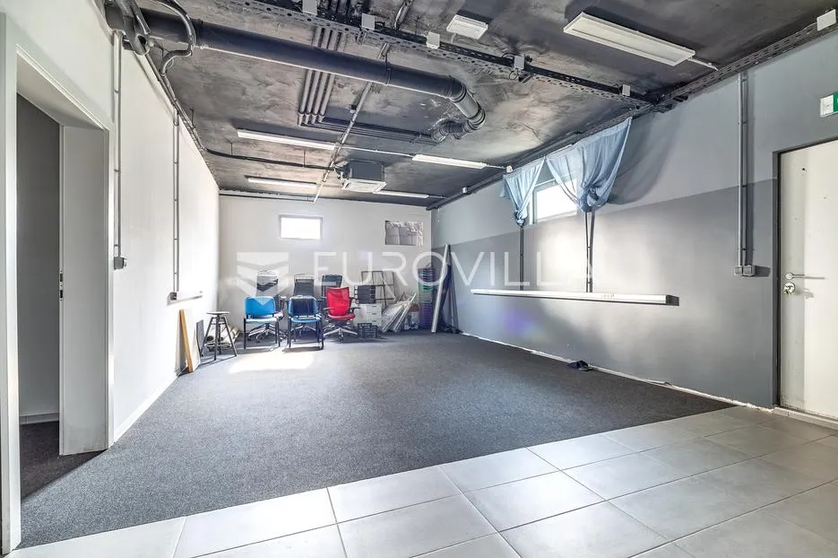 zagreb, špansko, poslovni prostor 206 m² u suterenu zgrade, 2 zasebna ulaza - slika 3