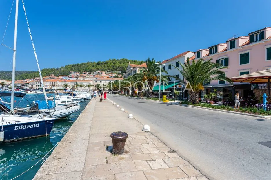 korčula, atraktivno građevinsko zemljište površine 2371 m² - slika 11