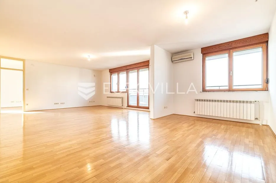 Zagreb, Trešnjevka, Selska ulica, prekrasan luksuzan penthouse sa panoramskim pogledom, 159 m²