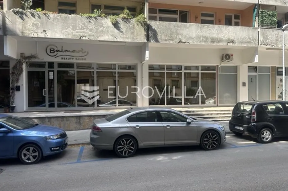 istra, pula, atraktivni poslovni prostor 129 m² u prizemlju, riva, ravenska ul. 3 - slika 3