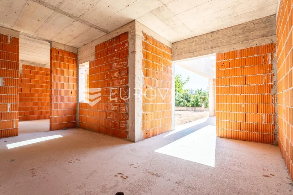 vodice, prekrasna i prostrana vila s bazenom, 730,25 m² - slika 13