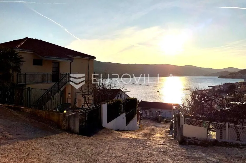 marina, poljica, građevinsko zemljište površine 537 m² - slika 1