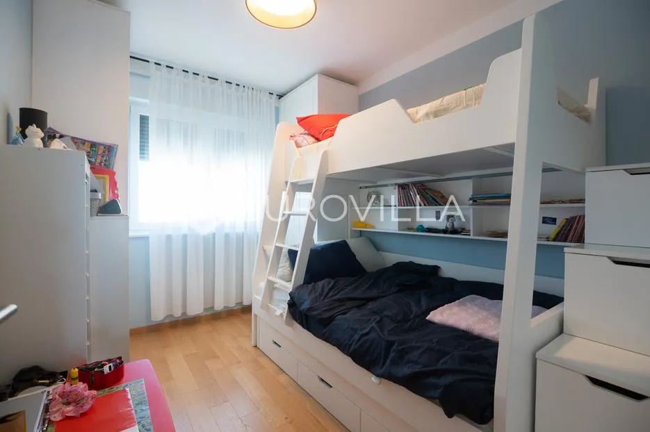 zadar, borik, luksuzan penthouse površine 137,26 m² s terasama na top lokaciji - slika 26