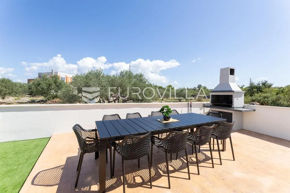 primošten, prekrasna vila s bazenom i pogledom na more, 311,56 m² - slika 34