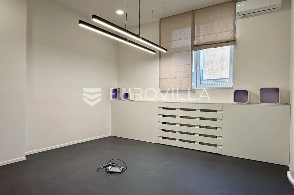 samobor, poslovno-skladišni kompleks 1.870 m2 na parceli površine 4.158 m² - slika 16