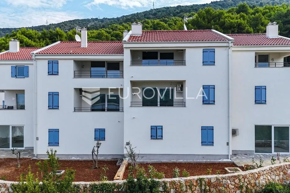 grad cres, grabar, trosoban stan 101 m², vrt, pogled na more - slika 5