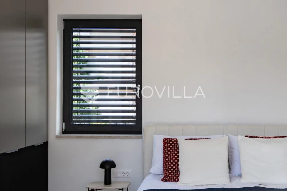 istra, poreč, gedići prekrasna moderna kamena vila 165 m² s bazenom - slika 17