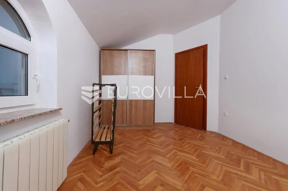 kostrena, glavani, peterosobni stan površine 125 m², pogled - slika 12