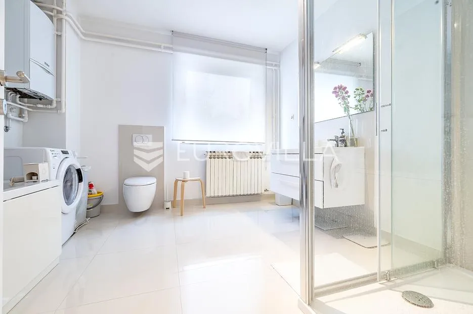 zagreb, pantovčak četverosoban stan 150 m2 - slika 8