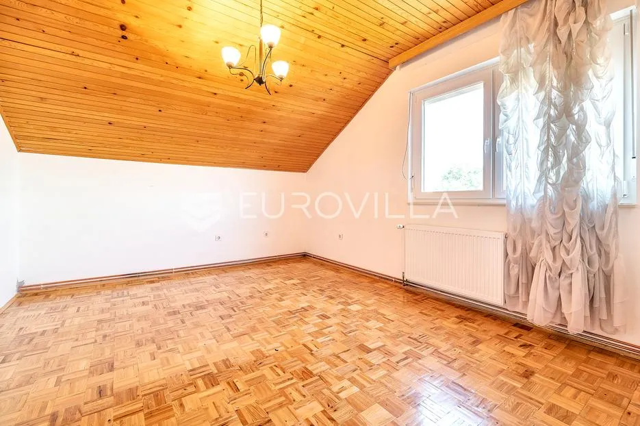 zagreb, vukomerec obiteljska kuća na tri etaže nkp 360 m2 - slika 6