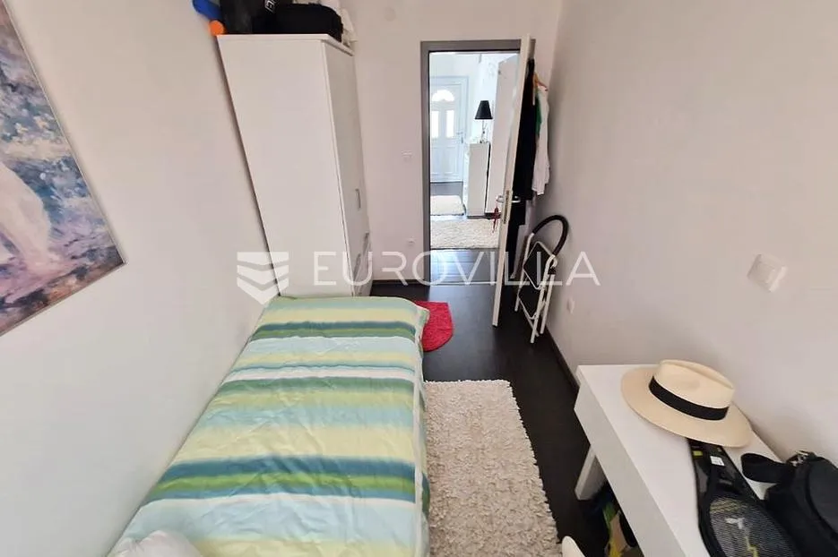 vir, šarmantna prizemnica s 3 spavaće sobe - slika 19