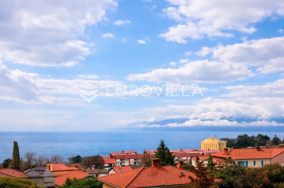 Rijeka, Krnjevo, komforan uređen stan površine 82 m², lođa