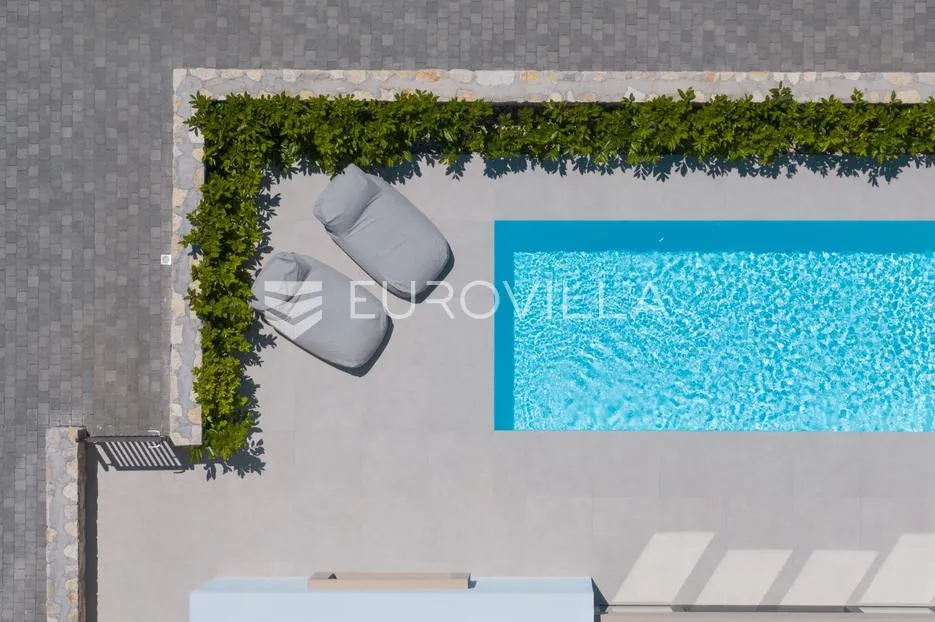 tkon, palms resort, luksuzna vila s bazenom i pogledom na more - slika 3