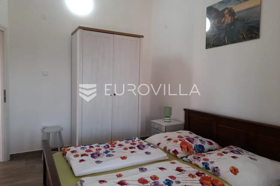 istra, fažana, prostrana kuća površine 200 m² s bazenom, 600 m od mora - slika 12