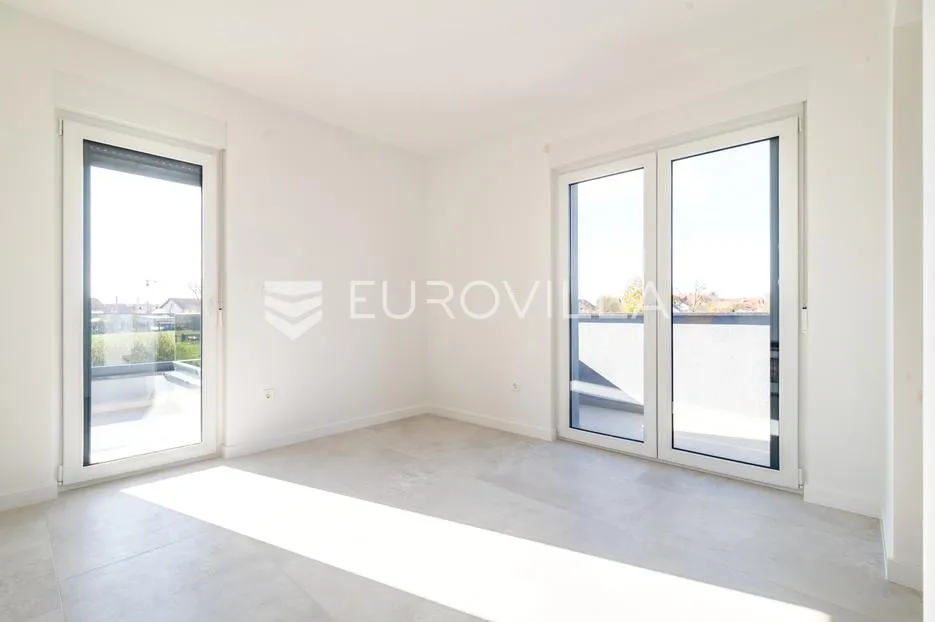 zagreb, sesvete, prekrasna peterosobna kuća, 180 m2, novogradnja - slika 7