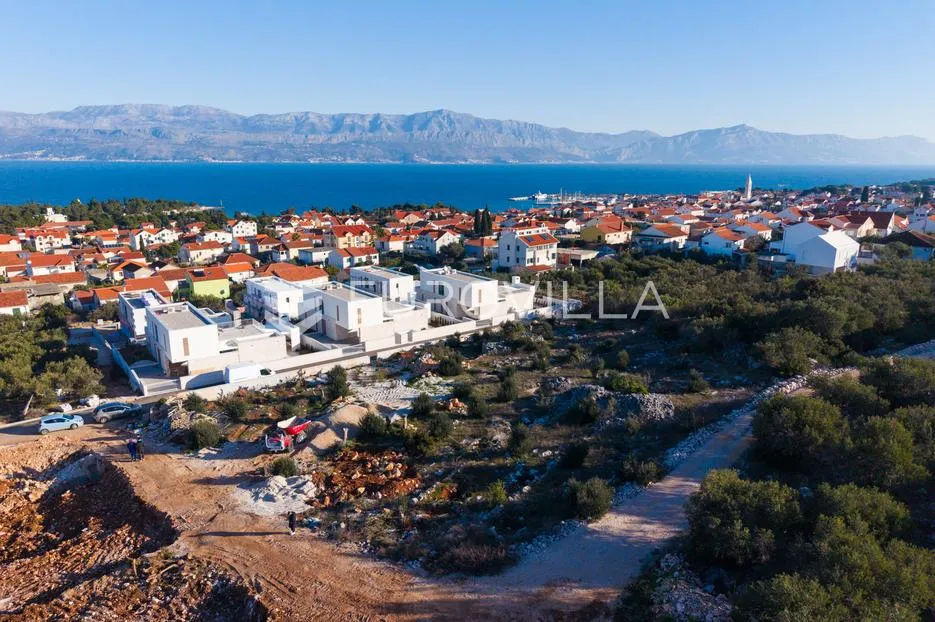 brač, supetar, dvosoban stan na prvom katu s pogledom na more - slika 14