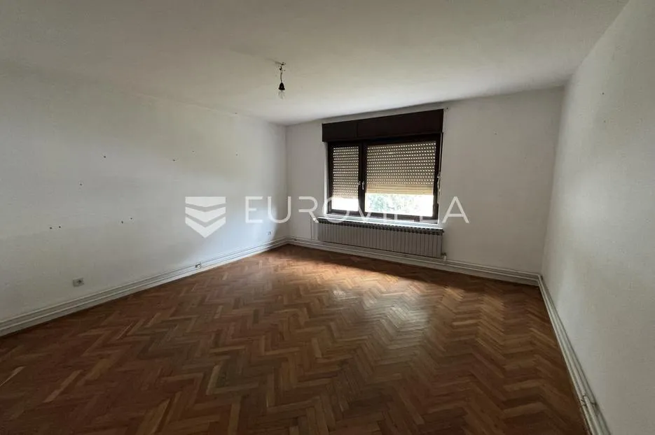 đakovo, centar, kuća 115 m2 na atraktivnoj lokaciji - slika 2