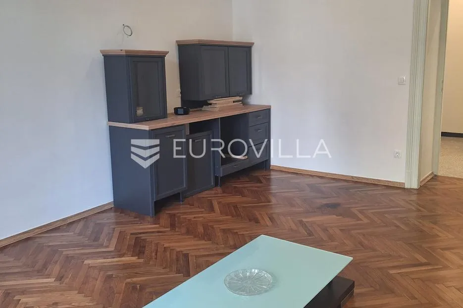 rijeka, centar, trosoban stan 81,31 m² kompletno adaptiran i moderno uređen - slika 6