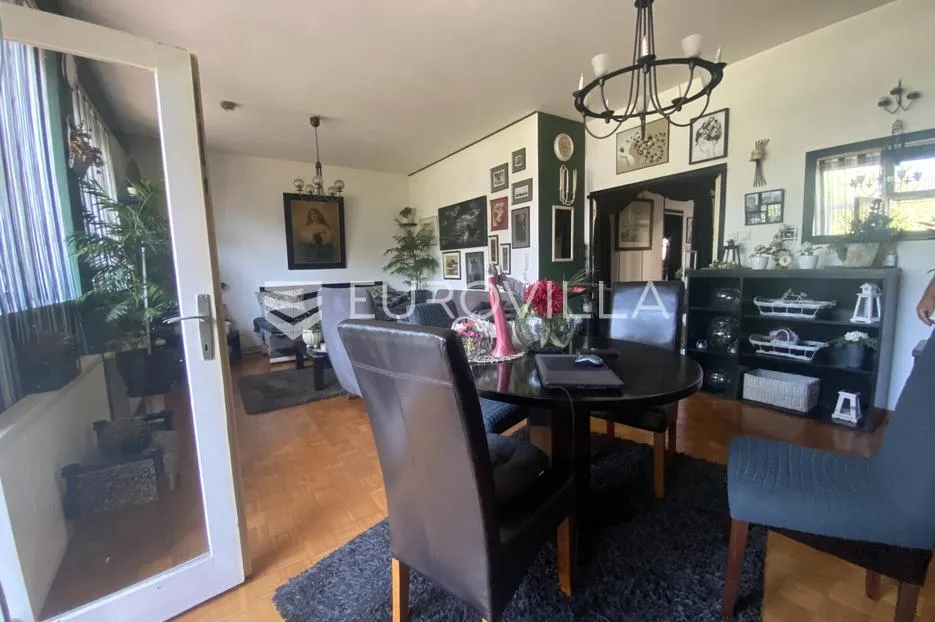 slavonski brod, centar obiteljska kuća s dva neovisna stana 180 m² - slika 12