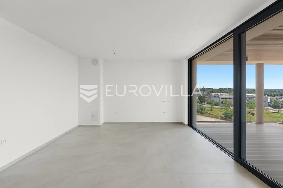 istra, novigrad, stan s 2 spavaće sobe s vrtom u prizemlju 115 m², parkirno mjesto - slika 9
