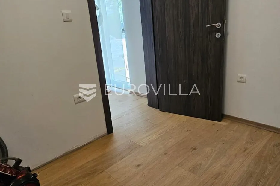 istra, pula, moderan trosobni stan 68 m² s terasom 80 m u blizini mora - slika 8