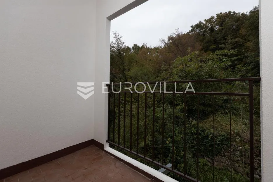 rijeka, kostrena, četverosoban stan 82 m² sa dva balkona i pogledom na more - slika 15
