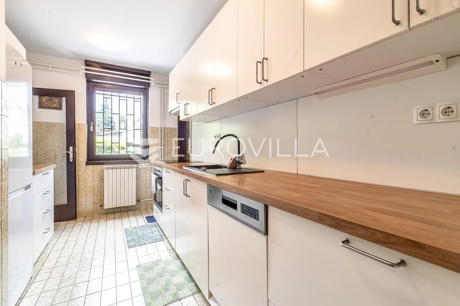 zagreb, maksimir, komforan četverosoban stan 120 m² - slika 4