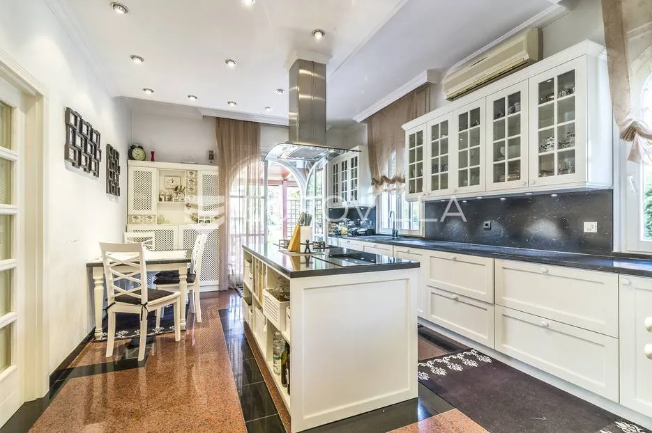 zagreb, gračani luksuzno obiteljsko imanje, vila 810 m² na zemljištu 3.965 m² - slika 14